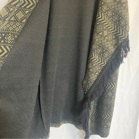 C Wonder Women’s Open Front Sleeveless Fringed Cardigan Kimono Geometric Pattern - Picture 10 of 13